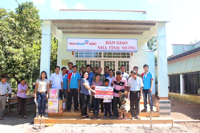 VietinBank AMC phối hợp Sở Tư pháp TP.HCM tặng nhà tình thương tại tỉnh Bình Phước