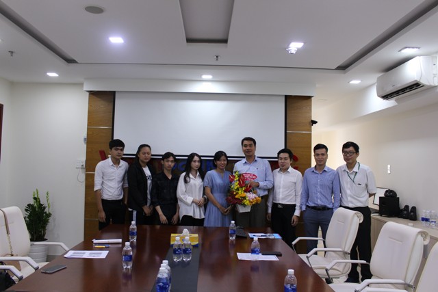 Sinh viên trường Đại học Văn Hiến trải nghiệm thực tế tại VietinBank AMC